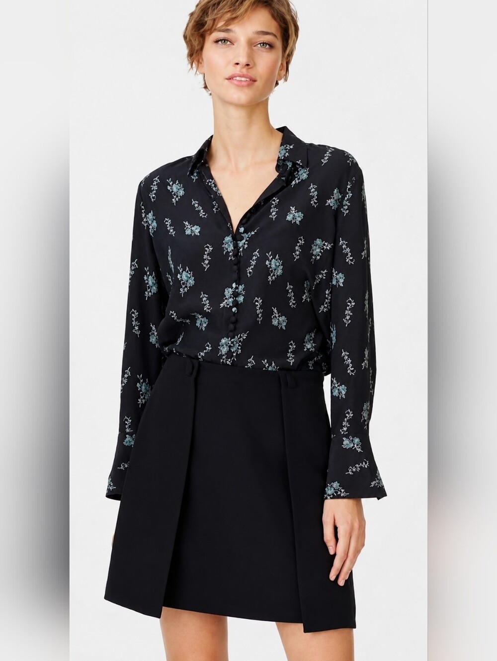 Club Monaco 100% Silk Floral Long Sleeve Blouse